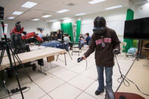 Software enables robots to be controlled in virtual reality