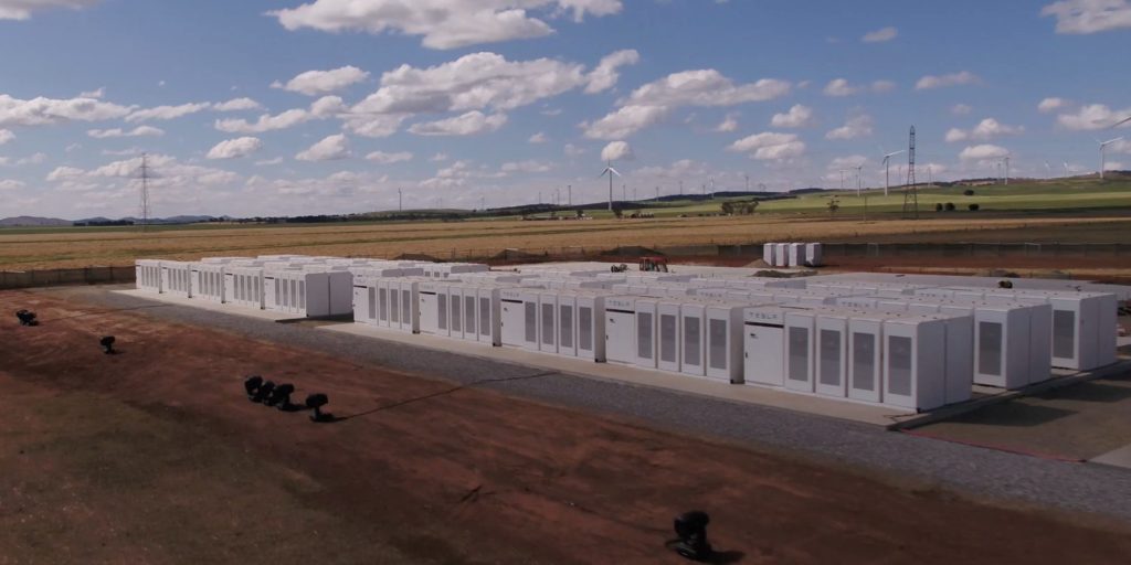 159-electrek-Tesla completes world’s largest li-ion battery system in Australia